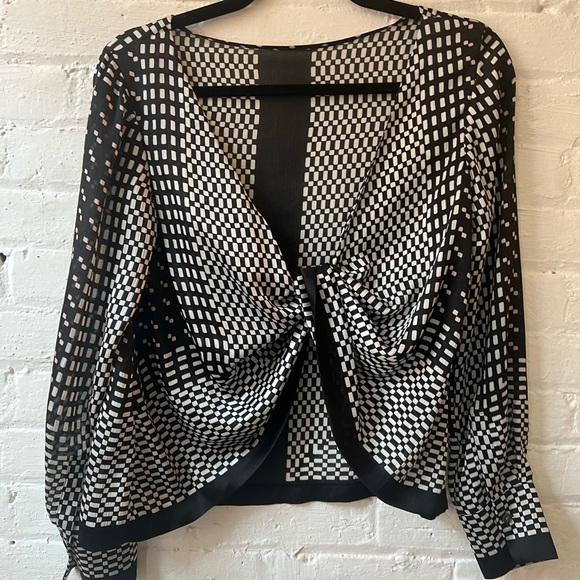 Club Monaco Open back silk Blouse - Picture 2 of 3